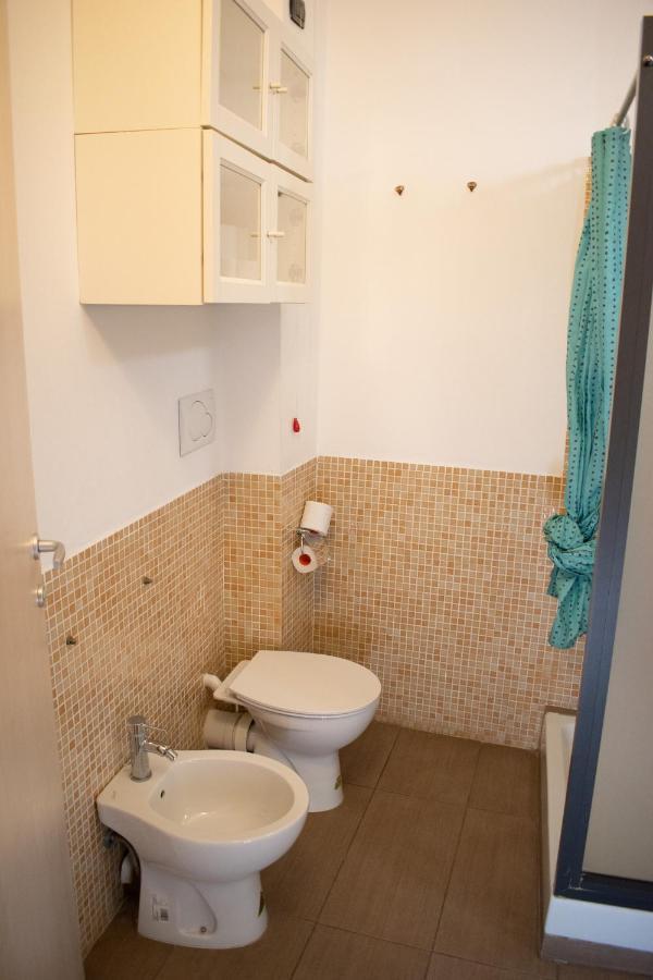 Abbey Hostel Генуя Экстерьер фото