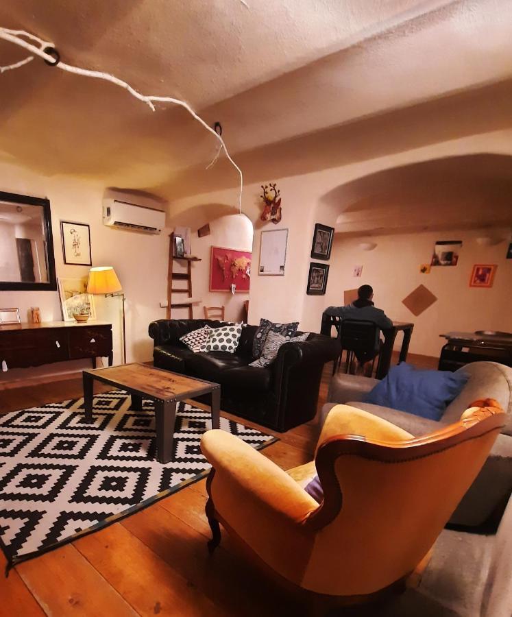 Abbey Hostel Генуя Экстерьер фото