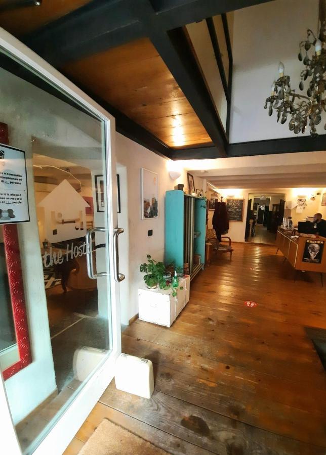 Abbey Hostel Генуя Экстерьер фото